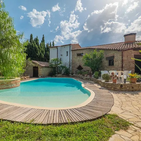 Grand Mas catalan avec piscine, 12 personnes *