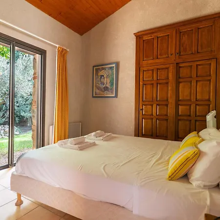 Villa Grand Mas catalan avec piscine, 12 personnes *